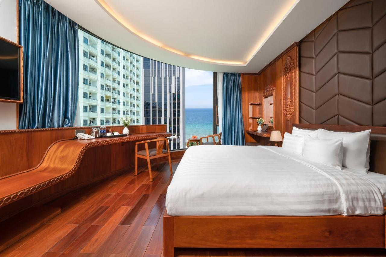 Monalisa Luxury Hotel Đà Nẵng Exterior foto