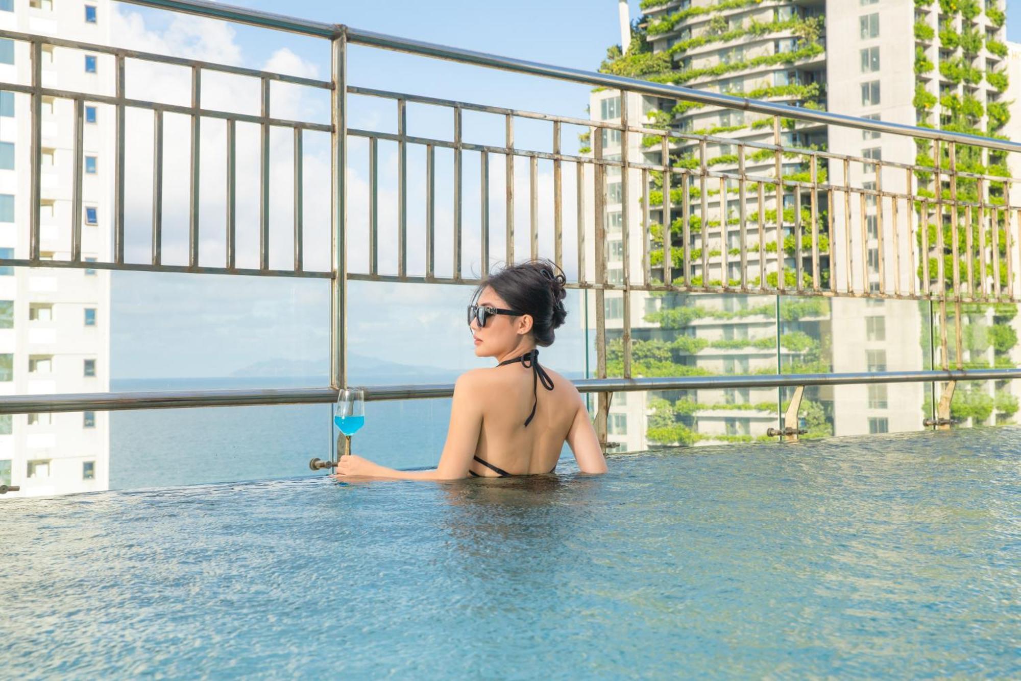 Monalisa Luxury Hotel Đà Nẵng Exterior foto